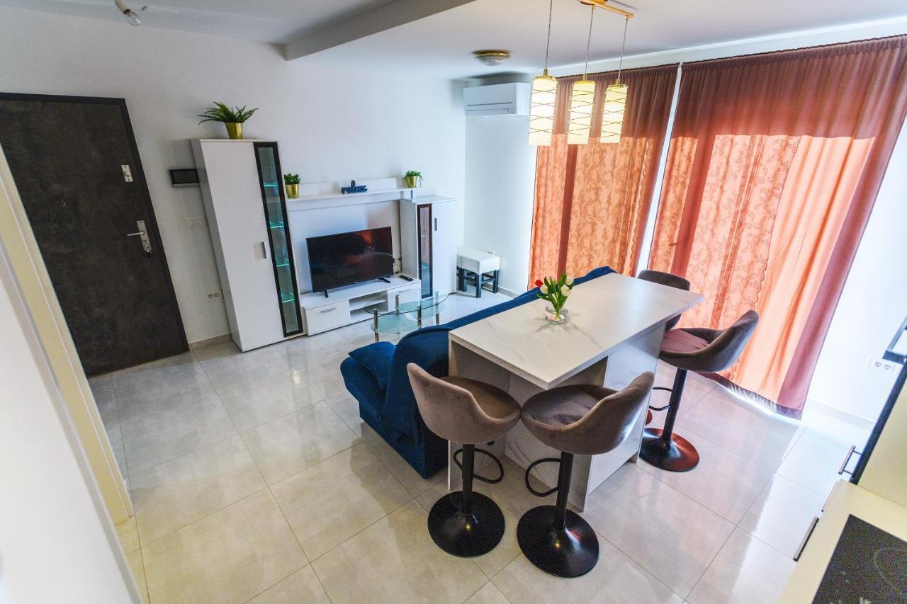 Holiday Apartment Zadar - With Summer Balcony And Parking 外观 照片